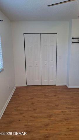 196 W Sandalwood Court, Daytona Beach, FL 32119