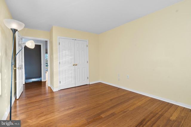 39 TORREY PINES CT, Charles Town, WV 25414