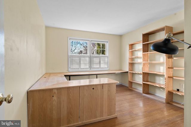 39 TORREY PINES CT, Charles Town, WV 25414