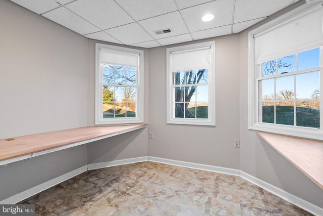 39 TORREY PINES CT, Charles Town, WV 25414