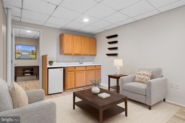 39 TORREY PINES CT, Charles Town, WV 25414