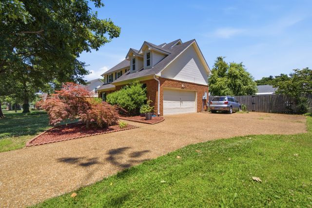4817 Morgan Dr, Old Hickory, TN 37138