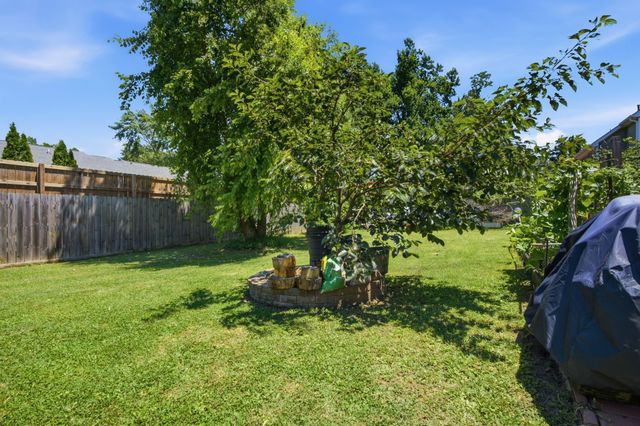 4817 Morgan Dr, Old Hickory, TN 37138