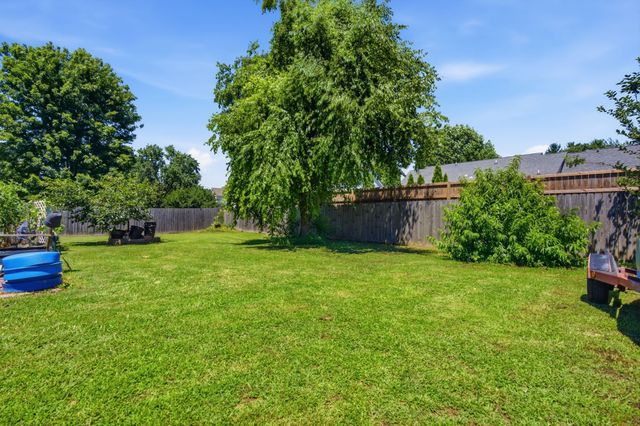 4817 Morgan Dr, Old Hickory, TN 37138