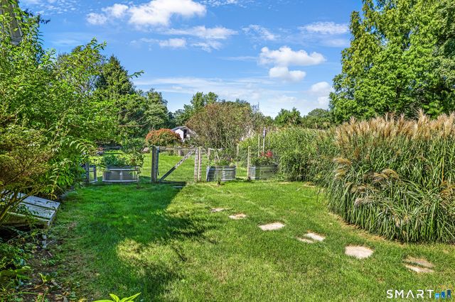 706 Pequot Trail, Stonington, CT 06378