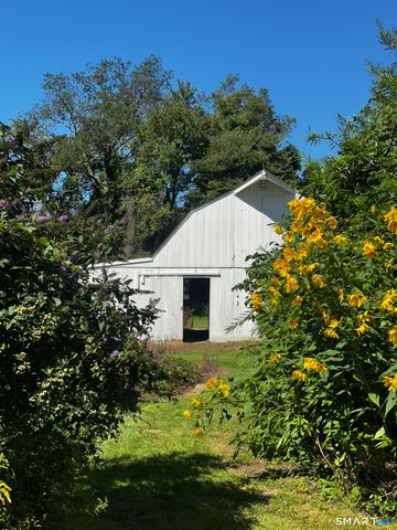 706 Pequot Trail, Stonington, CT 06378
