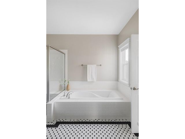 8189 E 32nd Ave, Denver, CO 80238