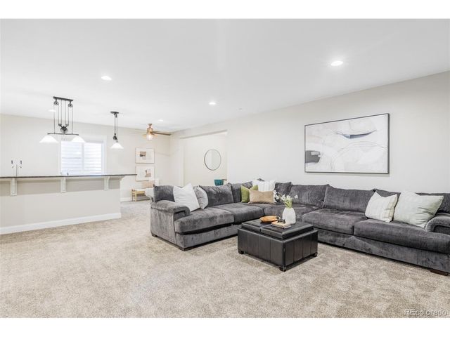 8189 E 32nd Ave, Denver, CO 80238