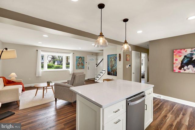 521 HUMMINGBIRD DRIVE, Lititz, PA 17543