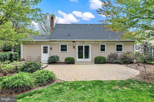 521 HUMMINGBIRD DRIVE, Lititz, PA 17543