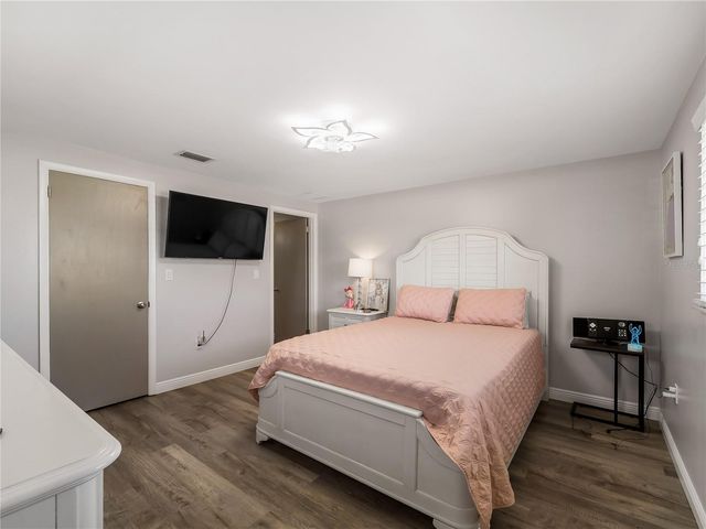 1321 FIR AVENUE, Venice, FL 34285