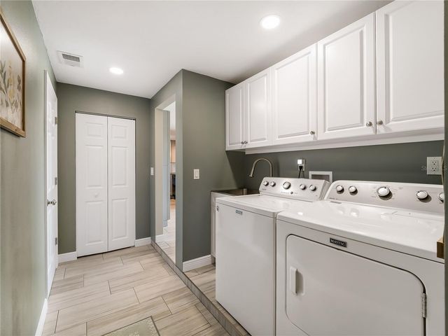1321 FIR AVENUE, Venice, FL 34285