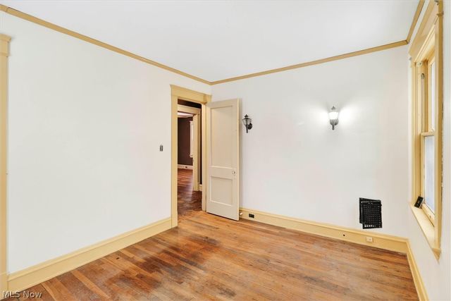 1798 Middlehurst Road, Cleveland Heights, OH 44118