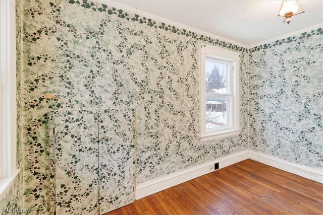 1798 Middlehurst Road, Cleveland Heights, OH 44118