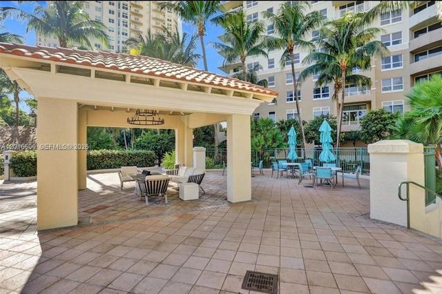 19501 W Country Club Dr 510, Aventura, FL 33180