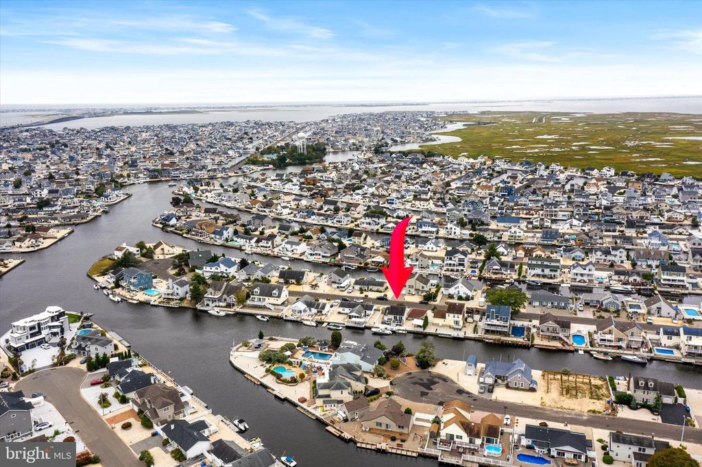 168 SOUTHARD DR, Manahawkin, NJ 08050
