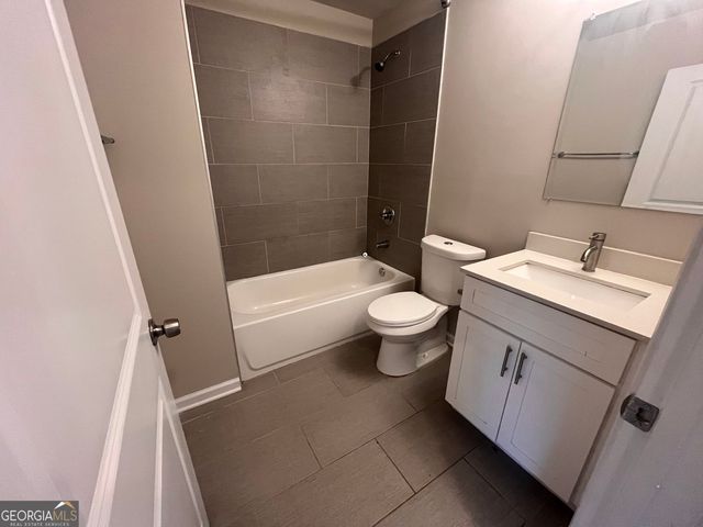 8329 Triple Crown Drive, Douglasville, GA 30134