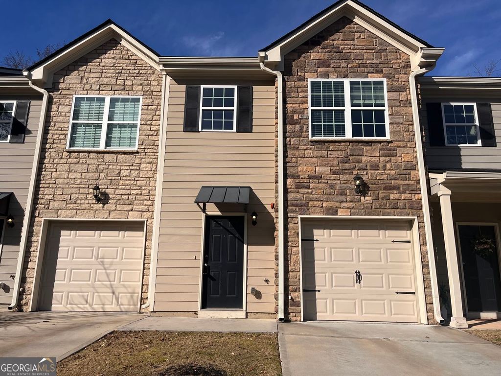 8329 Triple Crown Drive, Douglasville, GA 30134