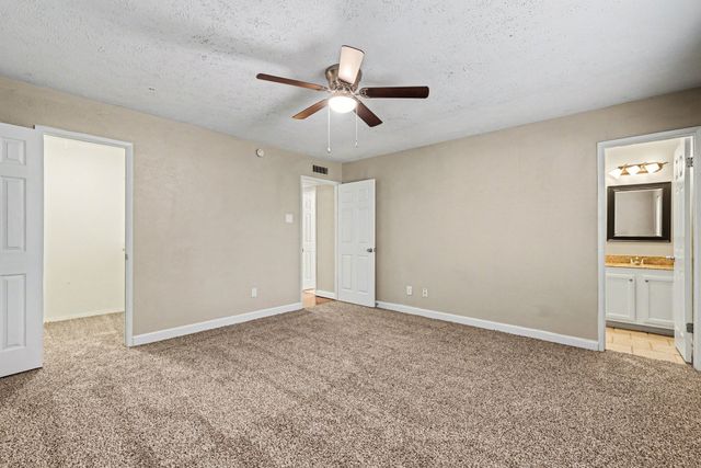 7427 Sandhurst Lane N, North Richland Hills, TX 76182