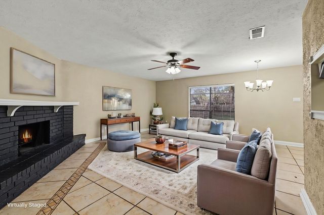 7427 Sandhurst Lane N, North Richland Hills, TX 76182