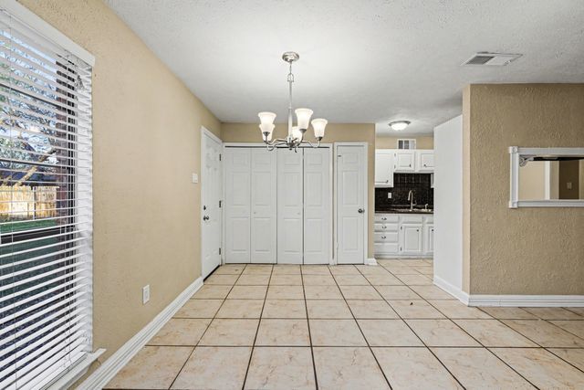 7427 Sandhurst Lane N, North Richland Hills, TX 76182