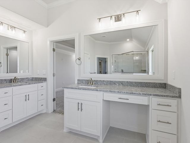 1061 Uplift Drive, Weatherford, TX 76087