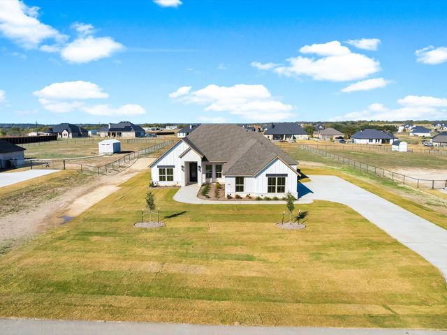 1061 Uplift Drive, Weatherford, TX 76087