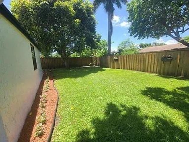 6563 Sleepy Willow Way, Delray Beach, FL 33484