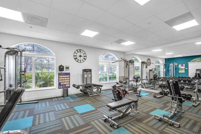 10788 Royal Caribbean Circle, Boynton Beach, FL 33437