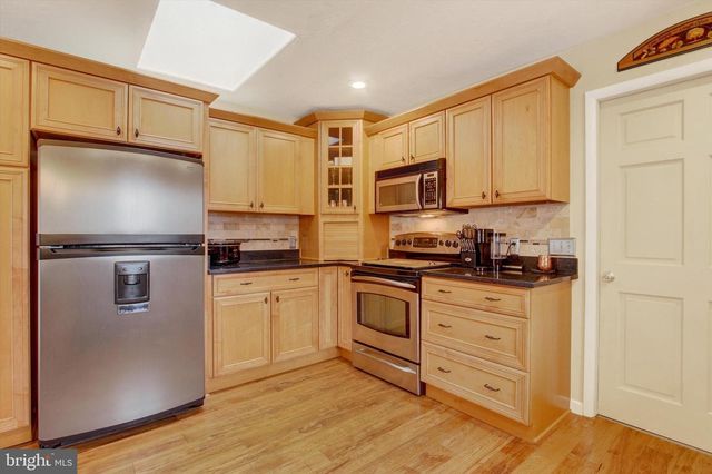 627 HERITAGE DR, Gettysburg, PA 17325