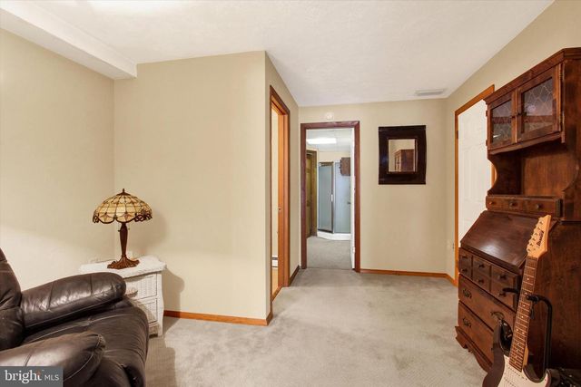 627 HERITAGE DR, Gettysburg, PA 17325