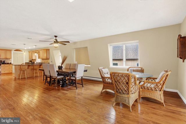 627 HERITAGE DR, Gettysburg, PA 17325