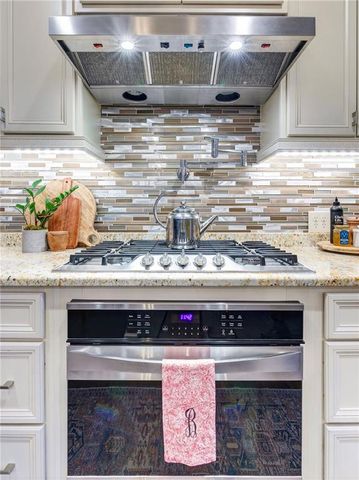 1563 Government Street, Mobile, AL 36604