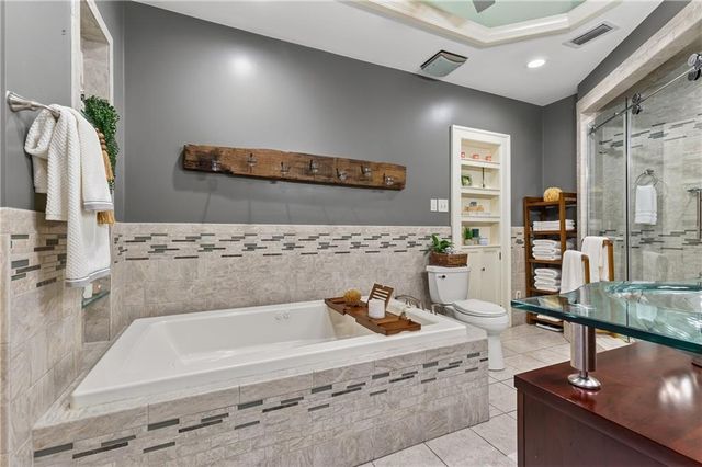 1563 Government Street, Mobile, AL 36604