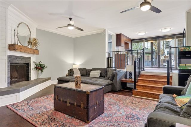 1563 Government Street, Mobile, AL 36604