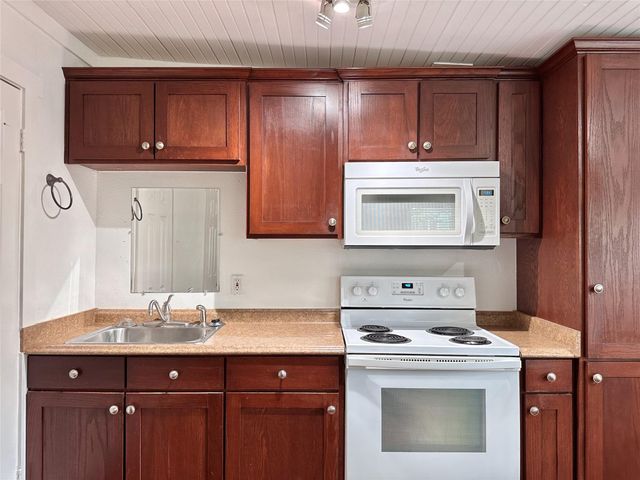 2103 E 16th ST Annex, Austin, TX 78702