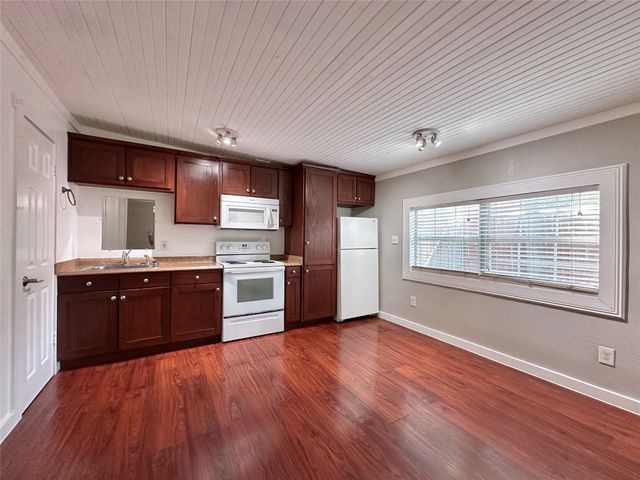 2103 E 16th ST Annex, Austin, TX 78702