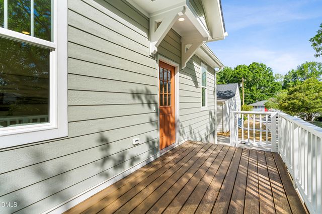2626 Harvard Avenue B, Durham, NC 27703