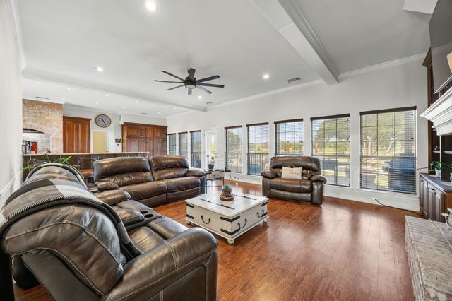 141 Creekview Lane, Crandall, TX 75114