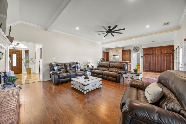 141 Creekview Lane, Crandall, TX 75114