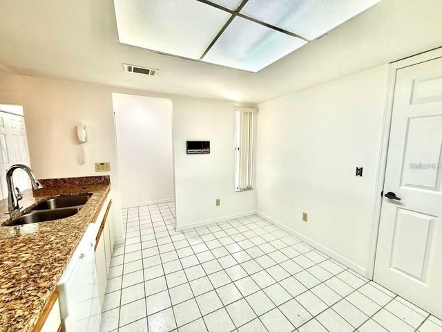 18308 AINTREE COURT, Tampa, FL 33647