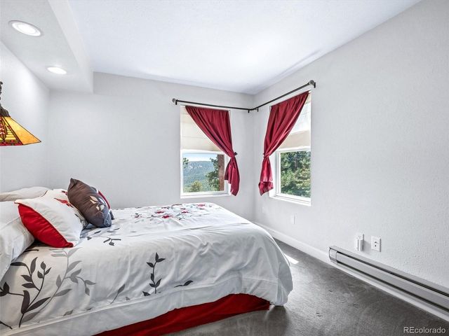 33847 Hemlock Ln, Evergreen, CO 80439