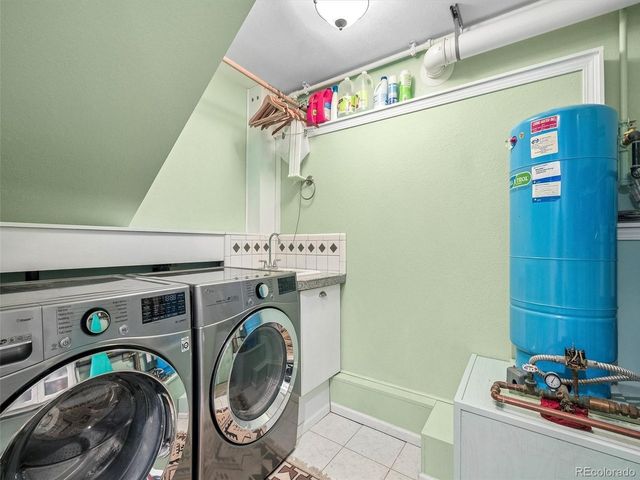 33847 Hemlock Ln, Evergreen, CO 80439