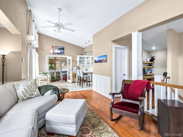 33847 Hemlock Ln, Evergreen, CO 80439