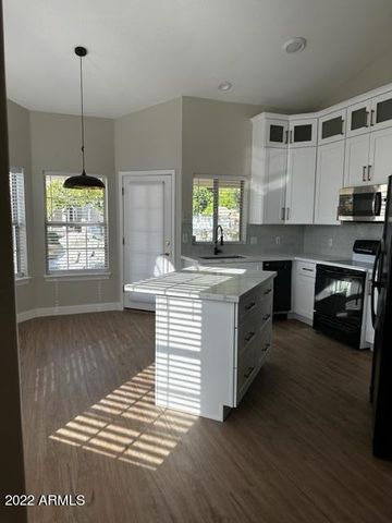 1410 W CRYSTAL SPRINGS Drive, Gilbert, AZ 85233