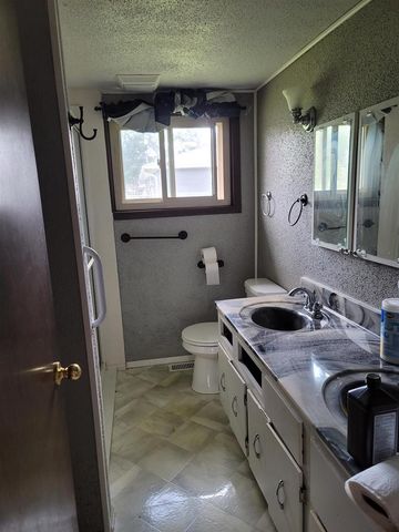 1021 GRIFFITH AVENUE, Wisconsin Rapids, WI 54494