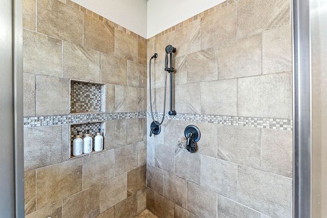 2104 Delwhite Drive, Bentonville, AR 72712