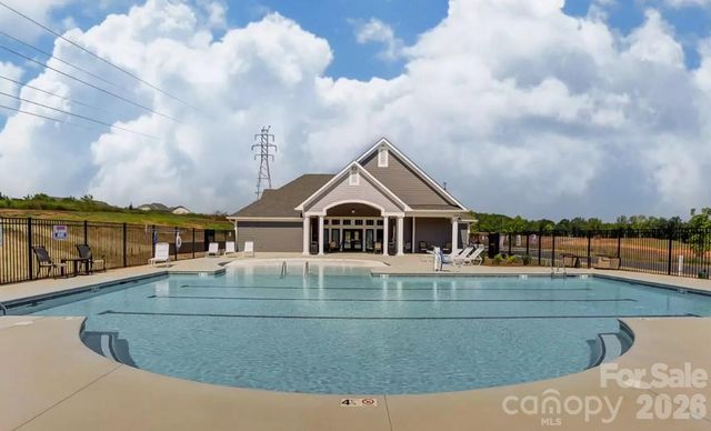 1353 Knob Creek Drive, Gastonia, NC 28054