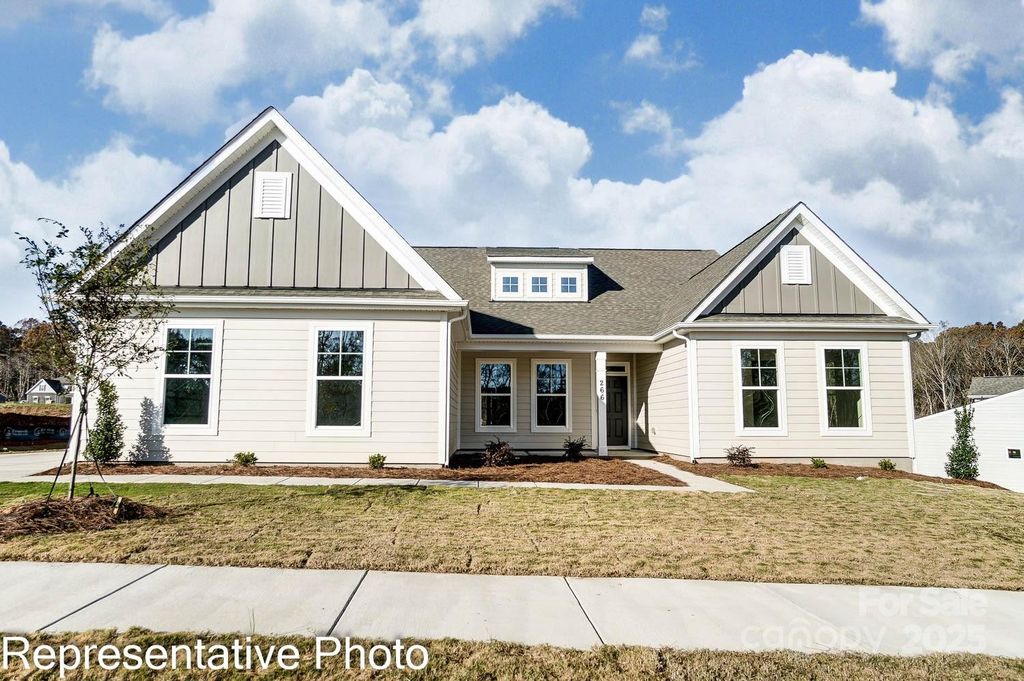 1353 Knob Creek Drive, Gastonia, NC 28054