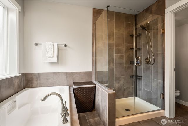 1460 Sunnybrook Lane, Bellingham, WA 98226